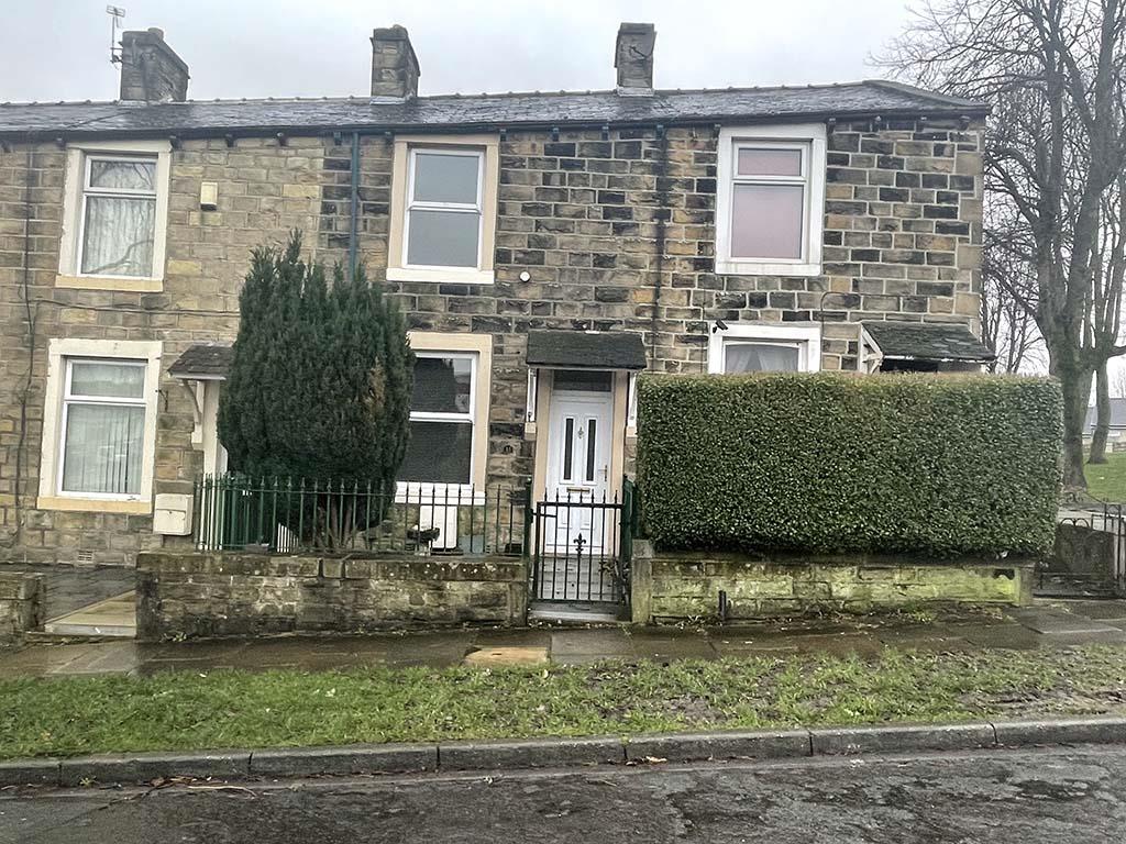 2 bedroom mid terrace house Let Agreed in Colne - Main Image